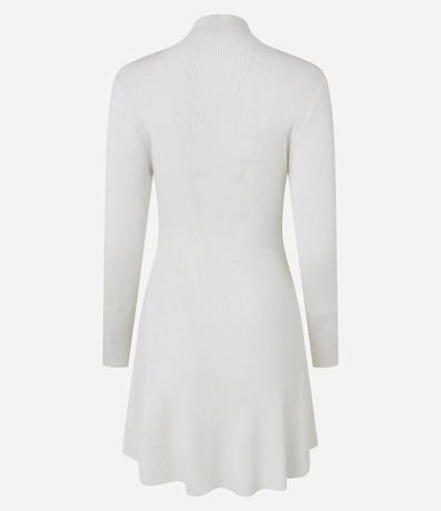 Vestido Corto Evasê en Punto con Cuello Alto 8