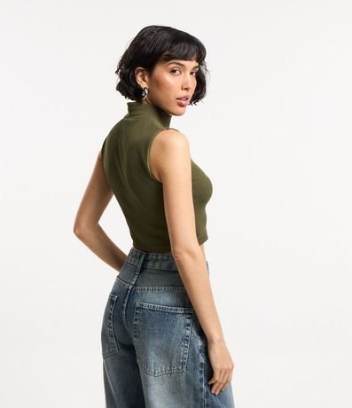 Blusa Musculosa en Poliamida Acanalada con Cuello Alto 3