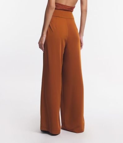 Pantalón Pantalona en Crepe con Recorte y Costura Contrastante en la Cintura 3