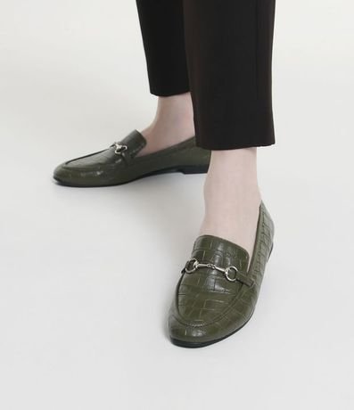 Zapato Loafer con Textura Croco y Detalle en la Parte Superior 6