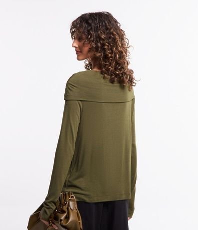 Blusa con Cuello Ancho Manga Larga en Viscosa 5