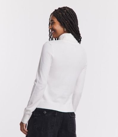 Blusa Alargada de Punto con Cuello Alto 3