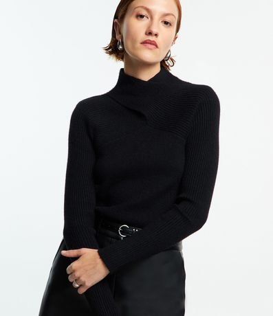Blusa de Punto Acanalado con Cuello Alto Traspasado 1