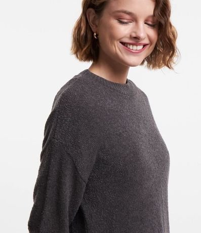 Suéter en Tejido de Punto Texturizado con Sisa Deslocada 4