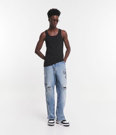 Pantalón Baggy en Jeans con Deshilachados y Estampa de Cruz 1