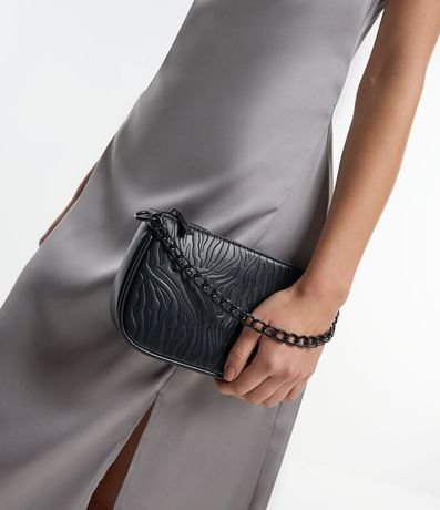 Bolso Baguette Pequena Texturizada con Correas Triples