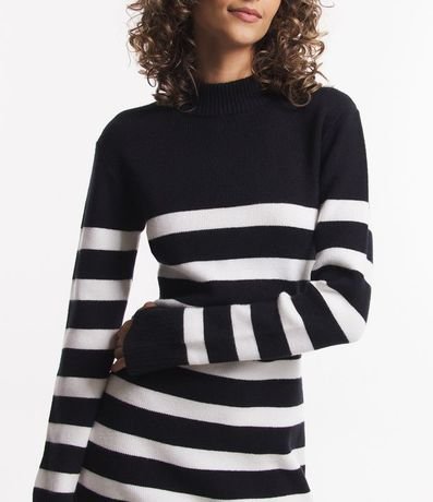 Vestido de Punto con Cuello Alto y Estampa Rayada 5