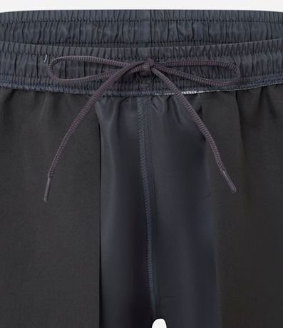 Bermuda Deportiva Básica con Cintura Elástica y Red Lateral 7