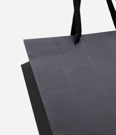 Embalaje de Regalo en Papel con Estampa de Cuadros 3