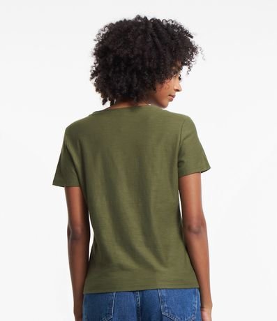 Blusa T-shirt en Flamé con Cuello V 4