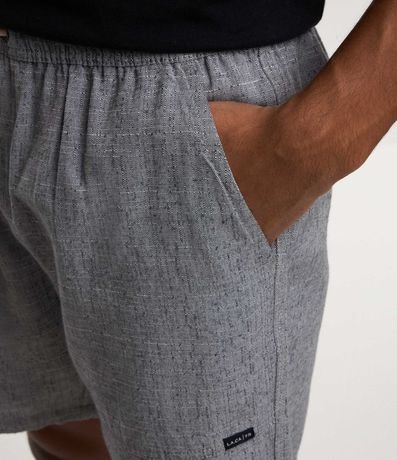 Bermuda Casual Texturizada con Cintura Elástica y Recortes 5