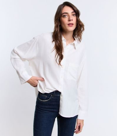 Camisa en Viscolino con Bolsillo y Abotonado