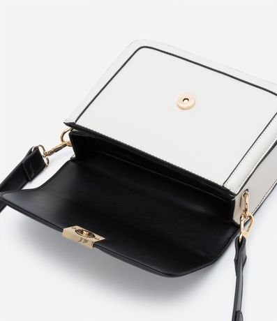 Bolso Transversal Mediano con Tapa y Locker 3