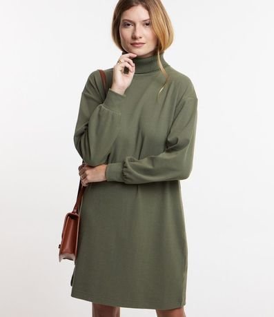 Vestido en Suedine con Cuello Alto y Puños Ajustados 1