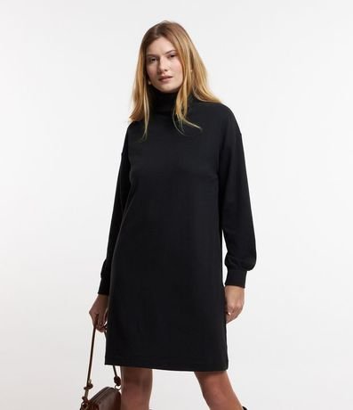 Vestido en Suedine con Cuello Alto y Puños Ajustados 2