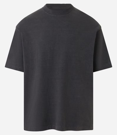 Remera Boxy en Media Malla Desteñida con Cuello Alto 7