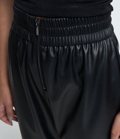 Pantalón Jogger en PU con Lastex na Cintura y Cierre Track 4