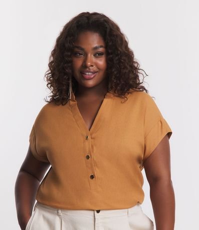 Blusa en Lino con Escote V y Botones Curve & Plus Size 1