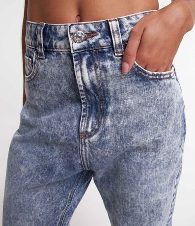 Pantalón Mom en Jeans Desteñido con Bolsillos 4