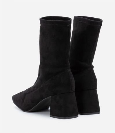 Bota con Caña Corta y Punta Cuadrada 3