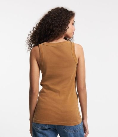 Blusa Musculosa en Rib con Escote U 3