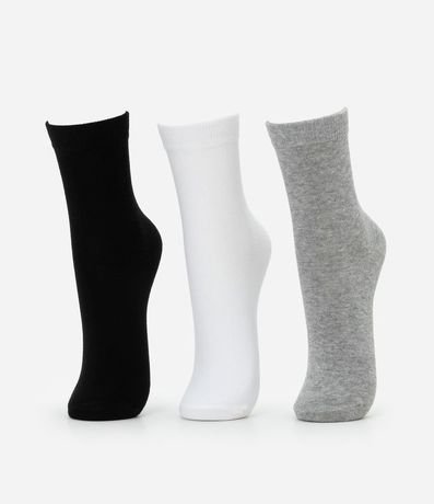 Kit 03 Medias Caño Mediano en Algodón sin Costura y con Textura Acanalada