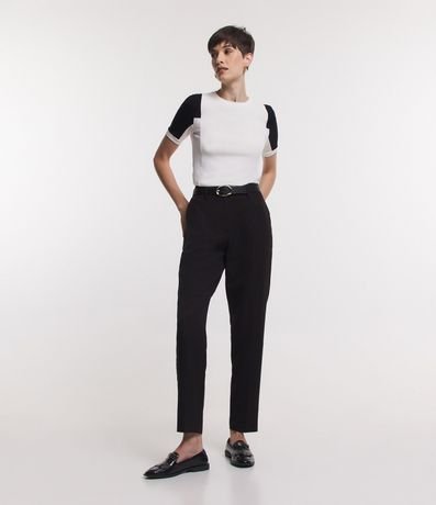 Blusa en Viscosa con Recortes Assimétricos y Bloques de Color 2