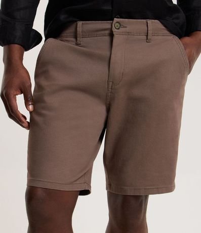Bermuda Slim en Sarga con Elastano 4