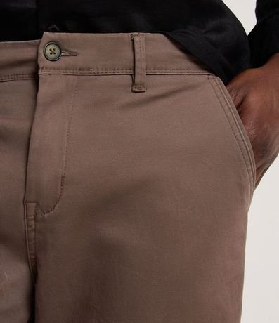 Bermuda Slim en Sarga con Elastano 5
