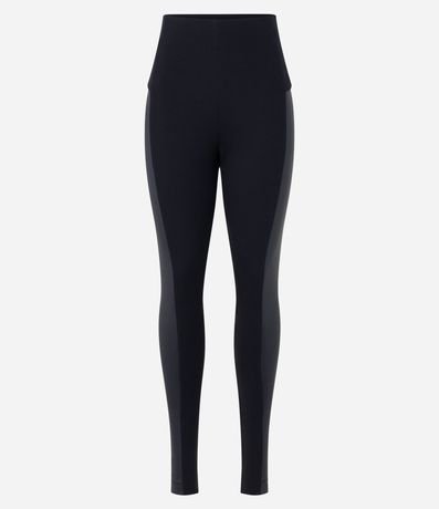 Pantalón Legging en Ponto Roma con Detalle Lateral en Cirre 5