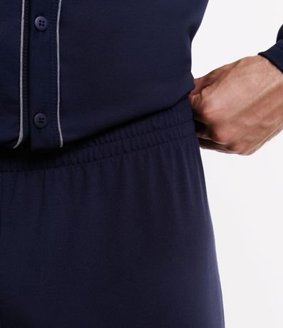 Pijama Largo en Media Malla con Contraste en la Vista 4