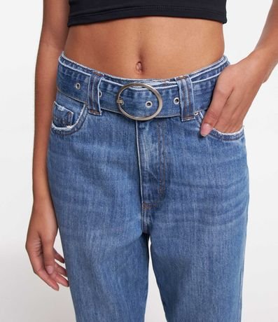 Pantalón Mom en Jeans con Cinturón y Hebilla 4