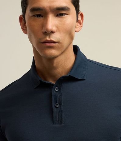 Polo Regular en Media Malla con Detalles Texturizados 3