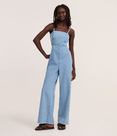 Mono Largo en Jeans con Recorte Lateral y Lazo en la Espalda