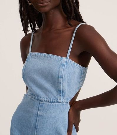 Mono Largo en Jeans con Recorte Lateral y Lazo en la Espalda 3