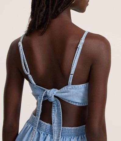 Mono Largo en Jeans con Recorte Lateral y Lazo en la Espalda 4