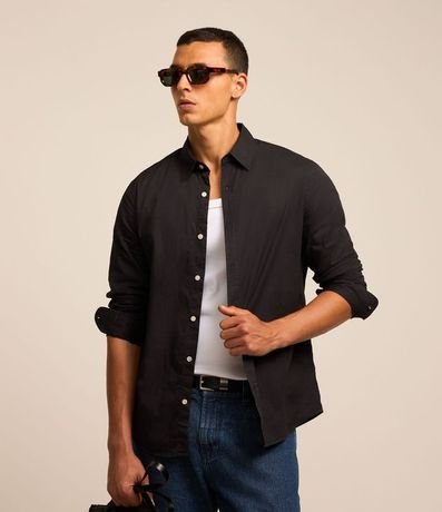 Camisa Regular en Sarga Hilo Egípcio y Cuello Inglés