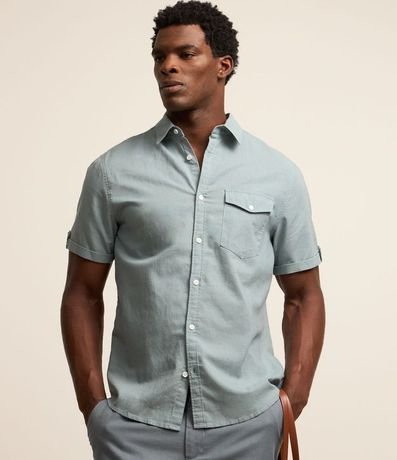 Camisa Comfort en Lino con Bolsillo y Dobra en la Manga 2