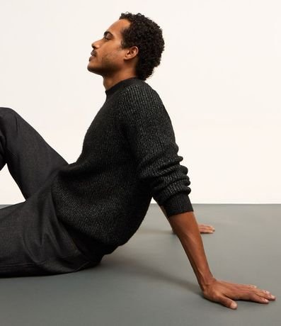 Suéter en Punto con Detalles de Hilo Metalizado 3