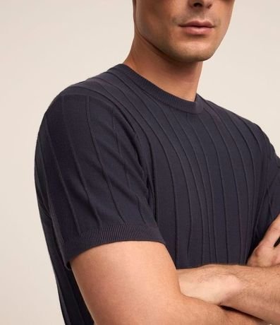 Remera Manga Corta en Viscosa Texturizada 4