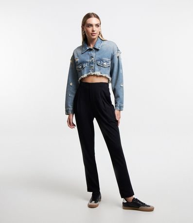 Campera Cropped en Jeans con Barra Cortada y Desgastes 2