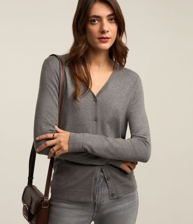 Cardigan en Viscosa con Cierre en Botones