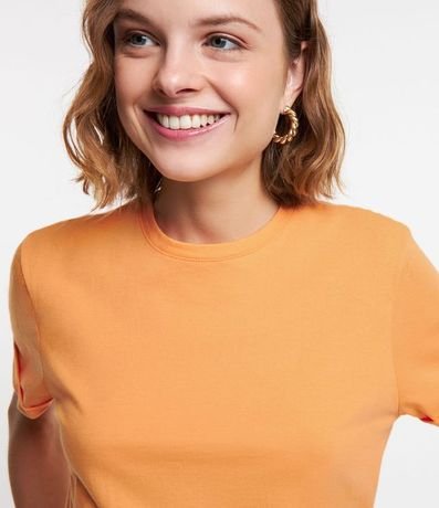 Remera en Media Malla con Manga Corta Doblada 4