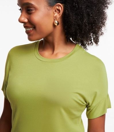 Blusa en Viscosa con Mangas Cortas sin Sisas 3
