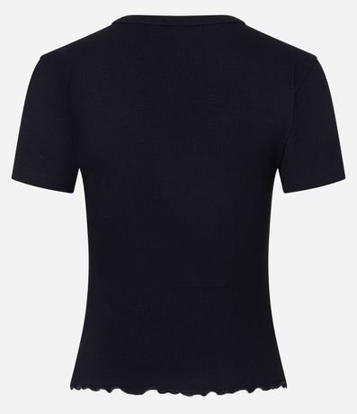 Blusa en Viscosa Texturizada y con Bajo Ondulado 6