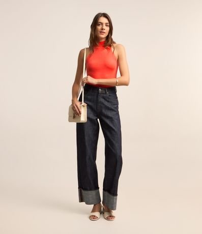 Blusa Básica en Viscosa Acanalada con Cuello Halter 3