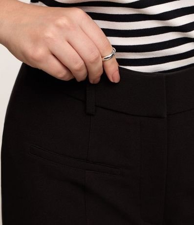 Bermuda Sastrería en Crepé con Fake Bolsillo 4