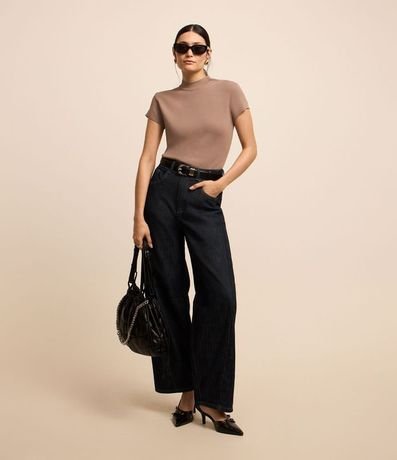 Blusa en Punto con Cuello Alto 2