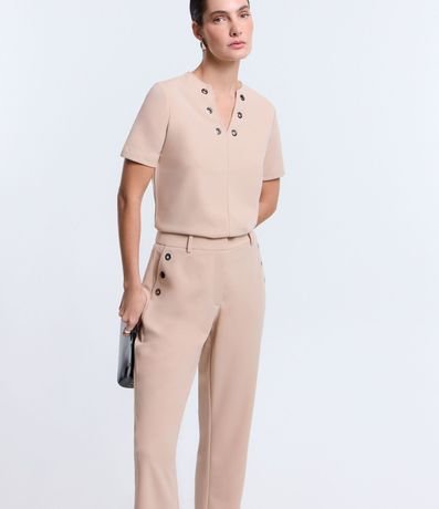 Pantalón Slim en Crepé con Detalles de Ojales en los Bolsillos 2