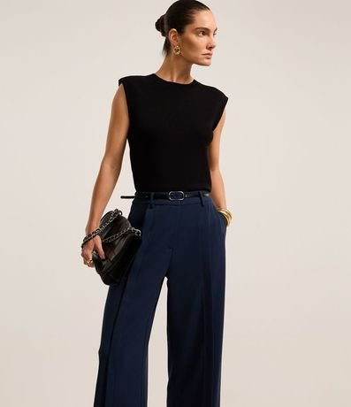 Pantalón Recto en Crepé con Cinturón Hebilla 2